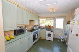 Kitchen- click for photo gallery